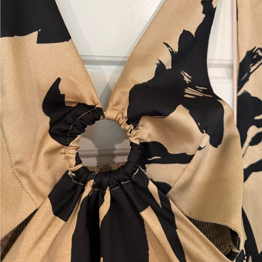 Nellah Cut Out Halter Maxi Dress Black Nude XS - Picture 8 of 11